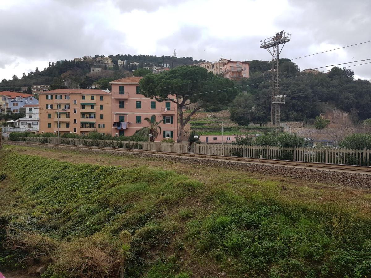 Holiday In Pietra Ligure Luaran gambar